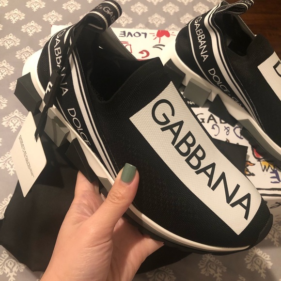 Sneakers - Picture 2 of 6